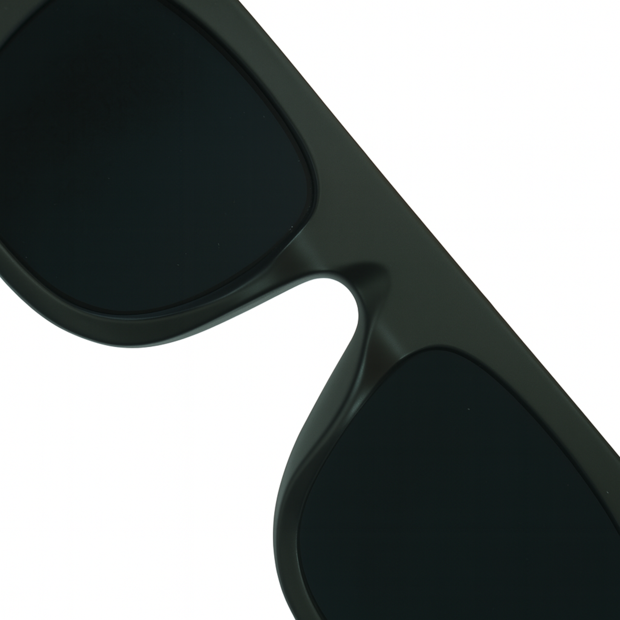SHADOW IN MATTE BLACK